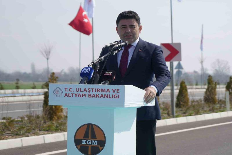 Bolu’da yapımı yeni tamamlanan Yeni Güney Çevre Yolu’nun açılışına katılan