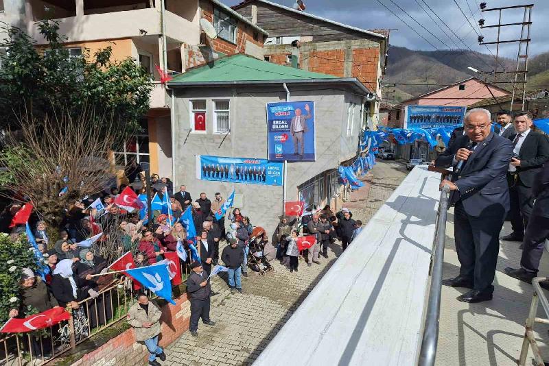 Demokratik Sol Parti (DSP) Genel Başkanı Önder Aksakal, seçim çalışmaları