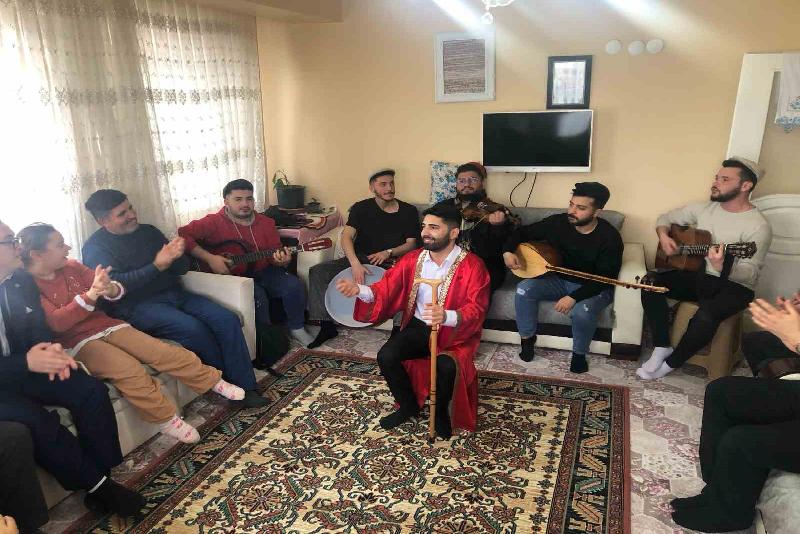 Kastamonu’da üniversite öğrencisi 6 arkadaşın sosyal sorumluluk projesi çerçevesinde bir