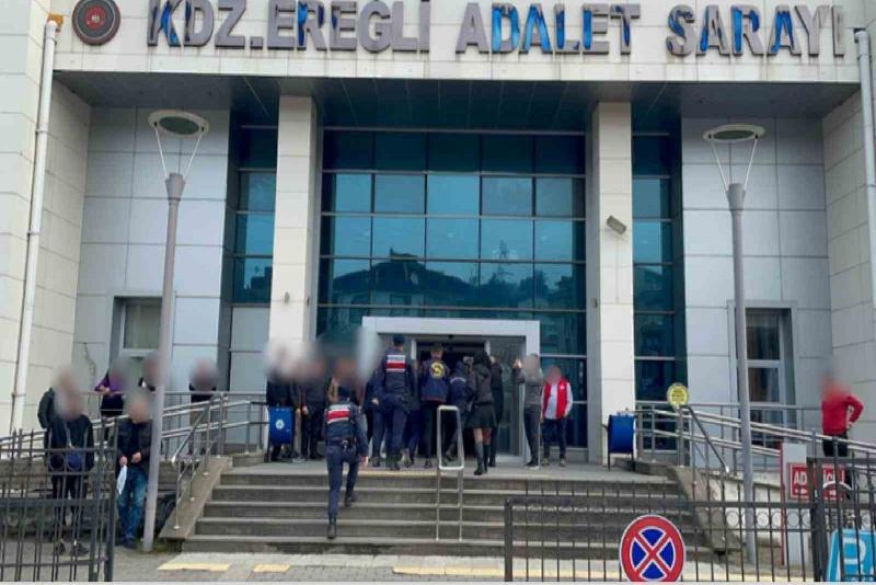 Zonguldak’ın Ereğli ilçesinde 32 yaşındaki iç mimar Bartu Can’ın kamp