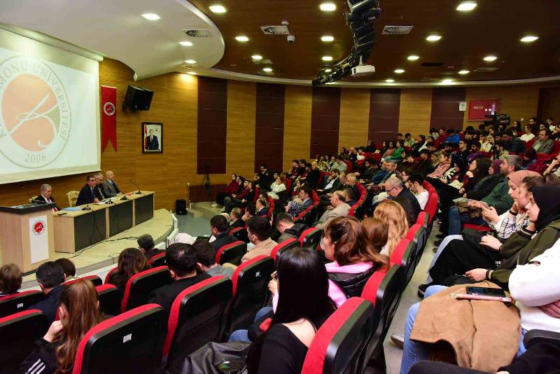 Kastamonu Üniversitesi’nde düzenlenen panelde Hasan Rıza Paşa anıldı. Kastamonu Üniversitesi’nde