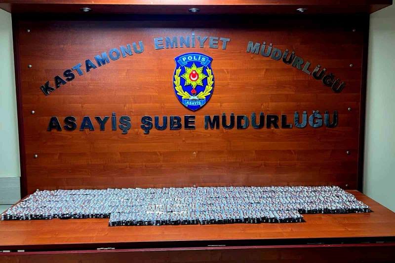Kastamonu’da polis ekipleri tarafından durdurulan araçta 11 bin 87 sentetik