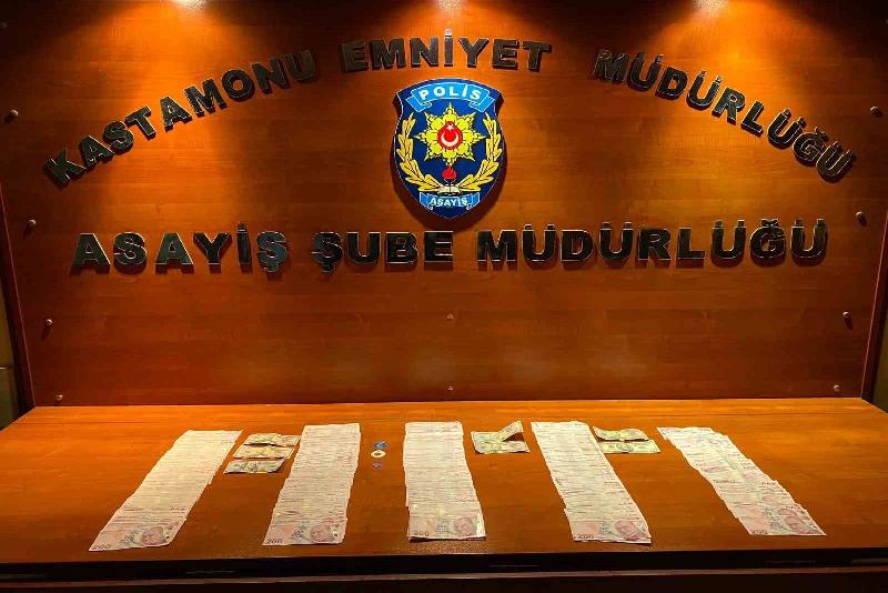 Kastamonu’nun Taşköprü ilçesinde kendisini kamu görevlisi olarak tanıtıp yaşlı kadının