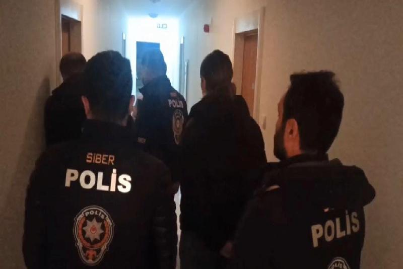 Kastamonu’da 1 yıldır kadın kılığında saklanan hükümlü, polis ekipleri tarafından