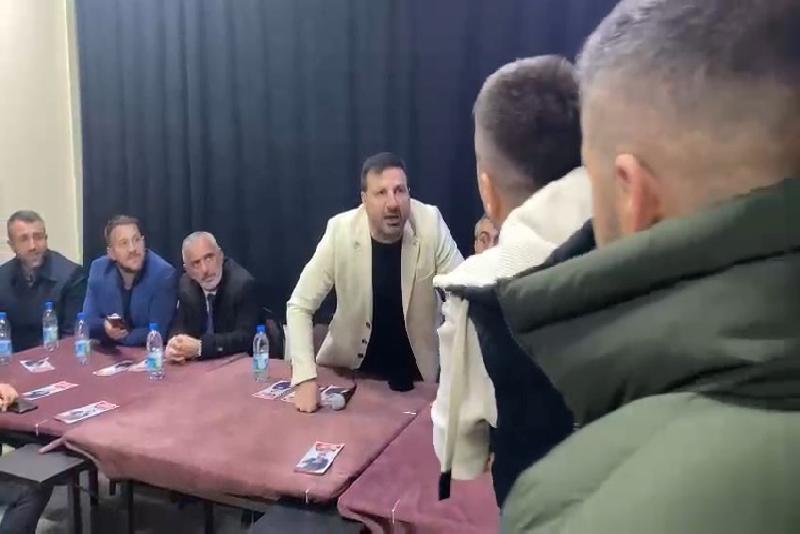 Yeniden Refah Partisi’nden Düzce Belediye Başkan Adayı şarkıcı Davut Güloğlu,