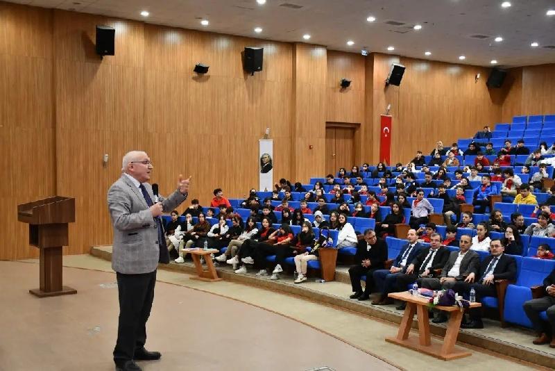 Karabük Üniversitesi (KBÜ) Güzel Sanatlar Fakültesinde "Eğitim Kenti Karabük" Projesi