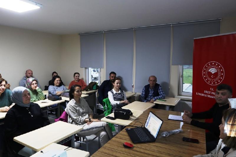 Düzce Belediyesi Tarım Akademisi, paydaş kurumlarla işbirliği içinde çalışmalarını sürdürüyor.