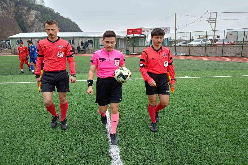 Zonguldak’ta 11 yıl aradan sonra yeniden hizmete giren Belediye Sinemasında