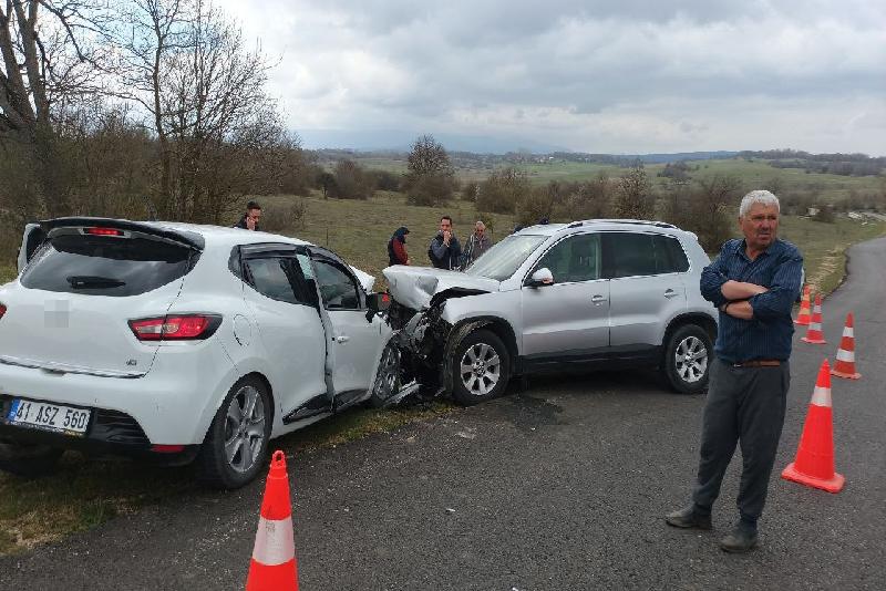 Karabük’ün Eflani ilçesinde meydana gelen trafik kazasında 8 kişi yaralandı.