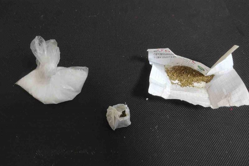 DÜZCE(İHA) – Düzce’de polis ekipleri tarafından yapılan çalışmada Düzce’ye uyuşturucu