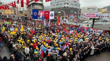 Zonguldak’ta 1 Mayıs Emek ve Dayanışma Günü coşkuyla kutlandı