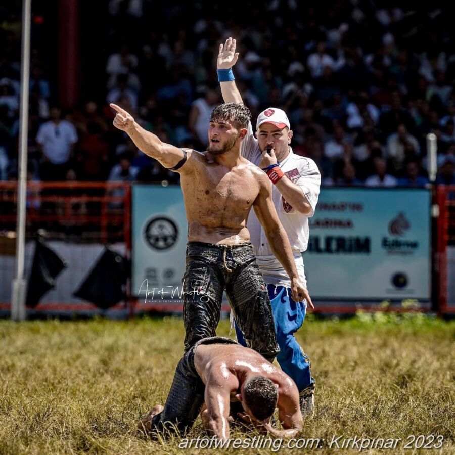 Alaplı’nın Yedigelli Köyünden Beytullah Uludağ bugün yapılan 663. Kırkpınar güreşlerinde