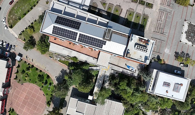 Zonguldak Bülent Ecevit Üniversitesi Farabi Kampüsü yemekhane binası çatısına kurulan