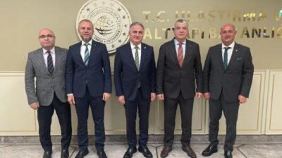 Kdz. Ereğli Ticaret ve Sanayi Odası Başkanı Arslan Keleş, AK Parti Zonguldak Milletvekili Saffet Bozkurt ve Kdz.