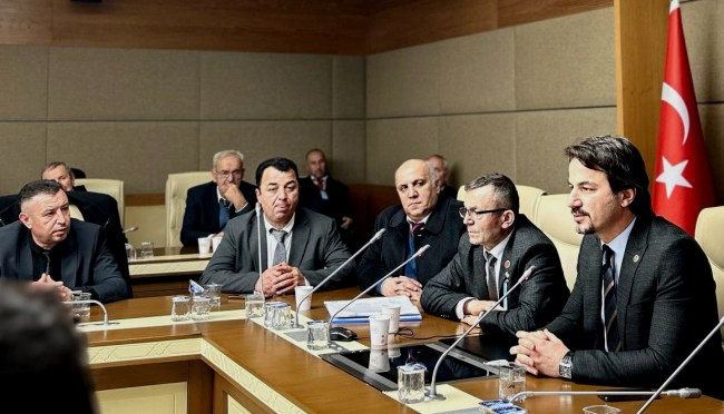 Kdz.Ereğli Muhtarlar Derneği Başkanı Adnan Alar ve muhtarlar, CHP Zonguldak