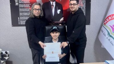 Zonguldak’ın Ereğli İlçesindeki Merih Şuğle Ortaokulu öğrencisi, Cumhurbaşkanlığı Dijital Dönüşüm