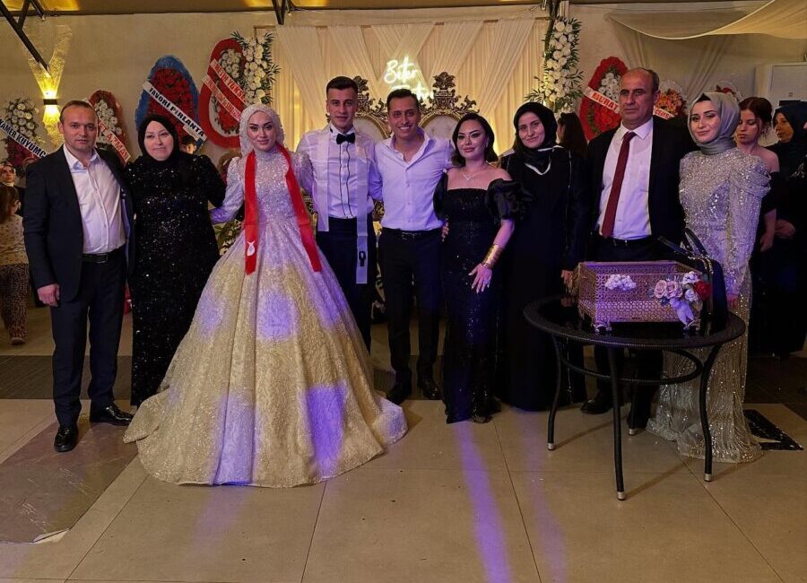 Karadeniz Ereğli, Ereğli olalı böyle böyle düğün görmedi. Kdz.Ereğli’nin sevilen