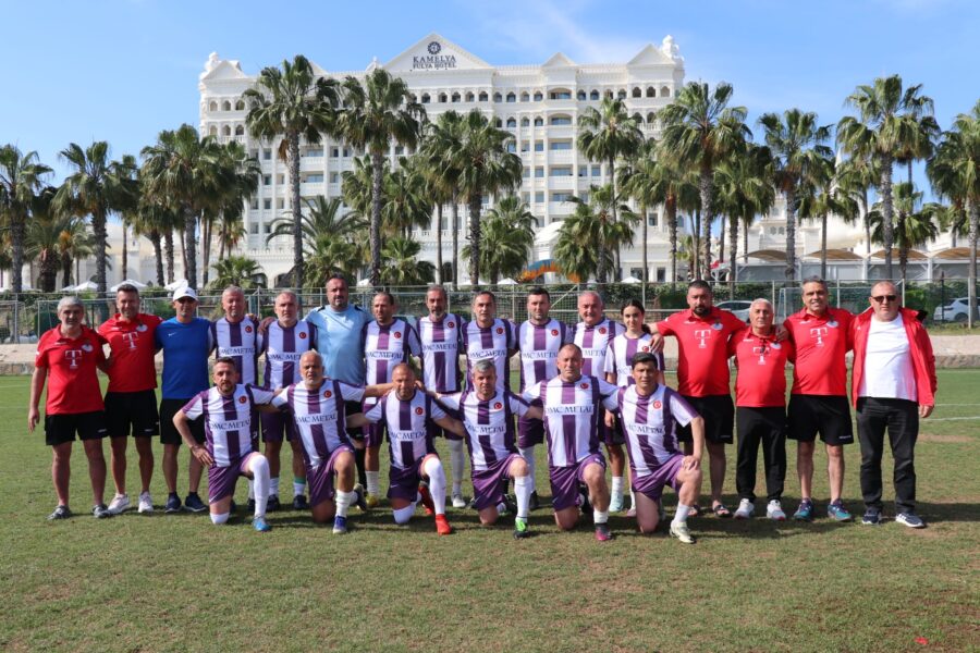 Kdz. Ereğli Turgut Tanyıldız Masterler takımı yarı final maçında Gölcük