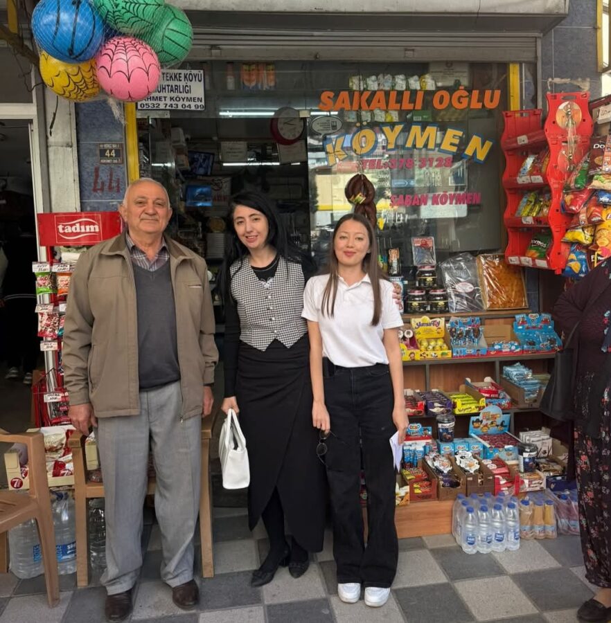 Alaplı Anadolu Lisesi Öğretmenlerinden Burcu Pat Özdemir ve öğrencilerinin yaptığı