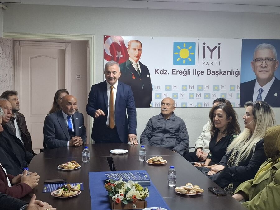 Kdz. Ereğli Eski Belediye Başkanlarından Murat Sesli, beraberinde yol yürüdüğü