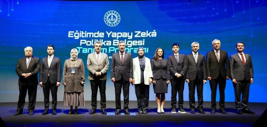 Türkiye genelinden sınırlı sayıda katılımcının davet edildiği “Eğitimde Yapay Zekâ