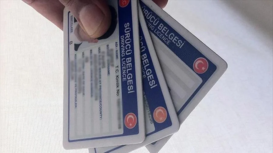 ANKARA-BHA Eski tip sürücü belgelerini yenilemeyenler için tanınan süre bugün