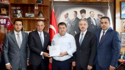 Milliyetçi Hareket Partisi (MHP) Gümüşhane Milletvekili Musa Küçük ve beraberindeki