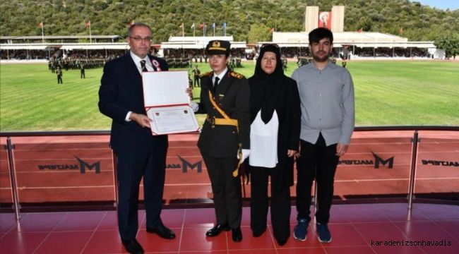 15 Temmuz hain darbe girişiminde kahramanca mücadele ederek şehit düşen