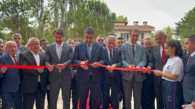 Kdz. Ereğli’de eğitim camiası, Cumhuriyet Ortaokulu’nun yeni bina açılışıyla tarihi