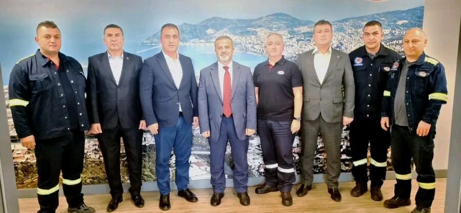 Erdemir Genel Müdürü Şaban Yazıcı ile buluşan Başkan Altan Kalfa,