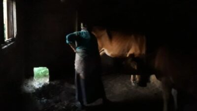 Karadeniz’in hırçın dalgaları ve sert iklimi, burada yaşayan kadınların yaşam