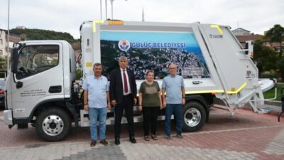Çevre, Şehircilik ve İklim Değişikliği Bakanlığı tarafından AK Partili Gülüç Belde Belediyesi‘ne 1 adet çöp kamyonu hibe