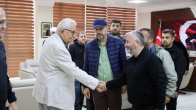 BAŞKAN POSBIYIK, UN PAZARI ESNAFIYLA BULUŞTU Belediye Başkanı Halil Posbıyık,