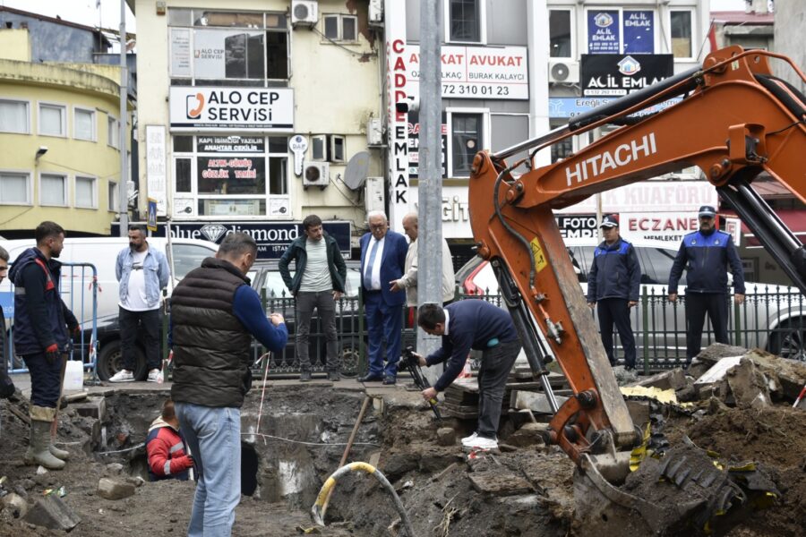 Kdz. Ereğli Belediye Başkanı Halil Posbıyık, Un pazarı bölgesinde süren