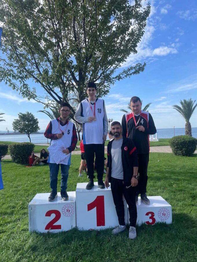 Cumhuriyetimizin 102. yılı kutlamaları kapsamında, Kdz. Ereğli Gençlik Merkezi tarafından