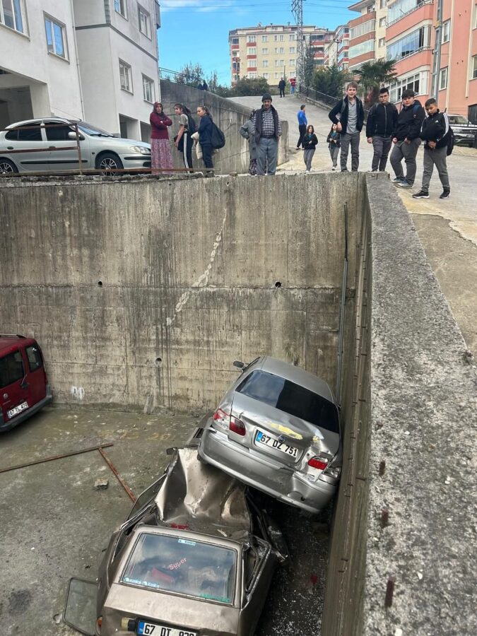 Zonguldak’ın Alaplı ilçesinde Merkez Mahallesi Üç Evler mevkisinde meydana gelen