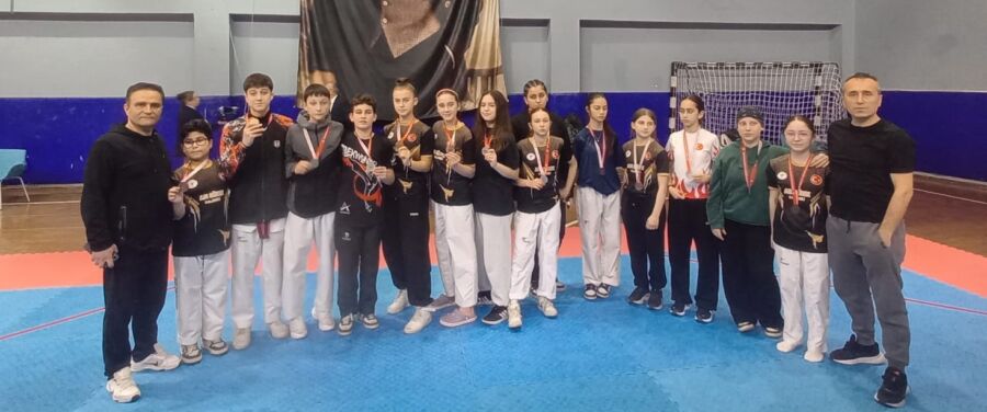 Zonguldak’ın Kilimli ilçesinde düzenlenen Yıldız Kız-Erkek Taekwondo İl Şampiyonası’nda Kdz.