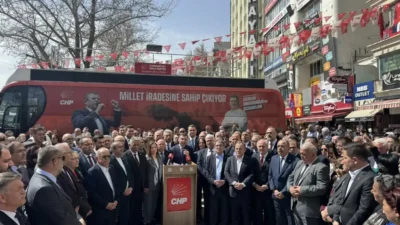 CHP İl Başkanları Ankara'da toplanarak "Siyasi operasyonlara teslim olmayacağız, ara