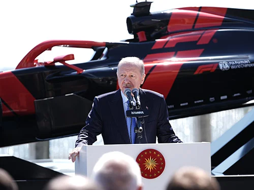 Cumhurbaşkanı Recep Tayyip Erdoğan, “Türkiye’nin 2027 yılından itibaren Formula 1’e