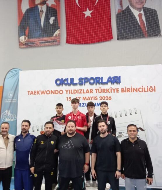 EREĞLİ’NİN GURURU ÖMER TÜRKİYE ÜÇÜNCÜSÜ! Erzurum’da düzenlenen Okullararası Türkiye Taekwondo Şampiyonası’nda, Karadeniz Ereğli’yi temsil eden