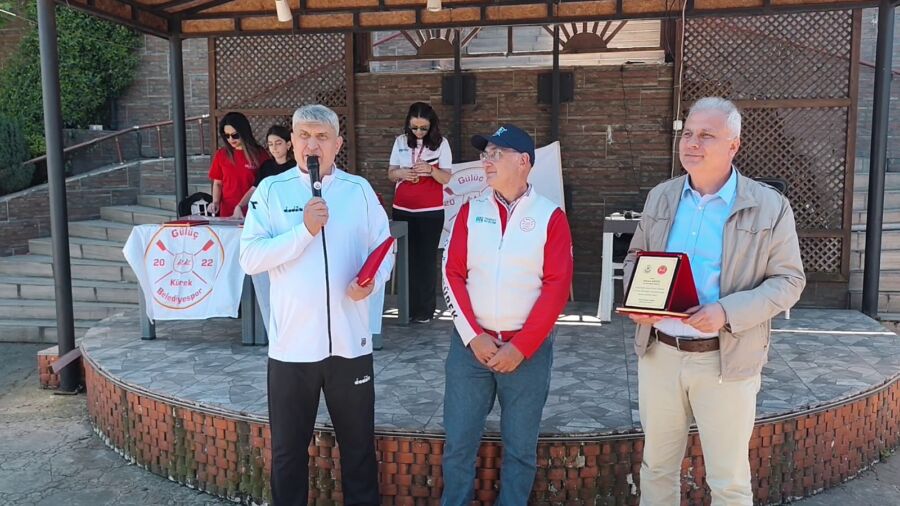 ZONGULDAK – Kdz. Ereğli Gülüç Belediyesi tarafından düzenlenen ortaokullar arası