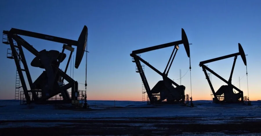 Petrol fiyatlarında sınırlı geri çekilme Brent petrolün varil fiyatı, uluslararası piyasalarda 110,14 dolar seviyesinden işlem