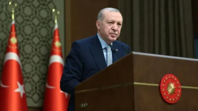 Cumhurbaşkanı Erdoğan: Bir Tayyip Erdoğan gider, bin Tayyip Erdoğan gelir ANKARA – BHA Cumhurbaşkanı Recep Tayyip Erdoğan, “Bir Tayyip Erdoğan
