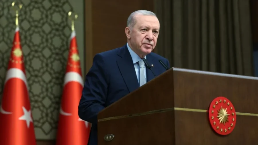 Cumhurbaşkanı Erdoğan: Bir Tayyip Erdoğan gider, bin Tayyip Erdoğan gelir ANKARA – BHA Cumhurbaşkanı Recep Tayyip Erdoğan, “Bir Tayyip Erdoğan