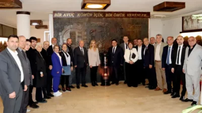 İYİ Parti Genel Başkan Yardımcısı Prof. Dr. İpek Özkal Sayan,