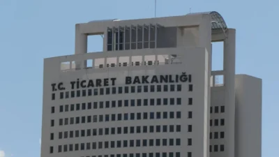 Ticaret Bakanlığı Reklam Kurulu, yanıltıcı araç reklamı nedeniyle bir otomobil
