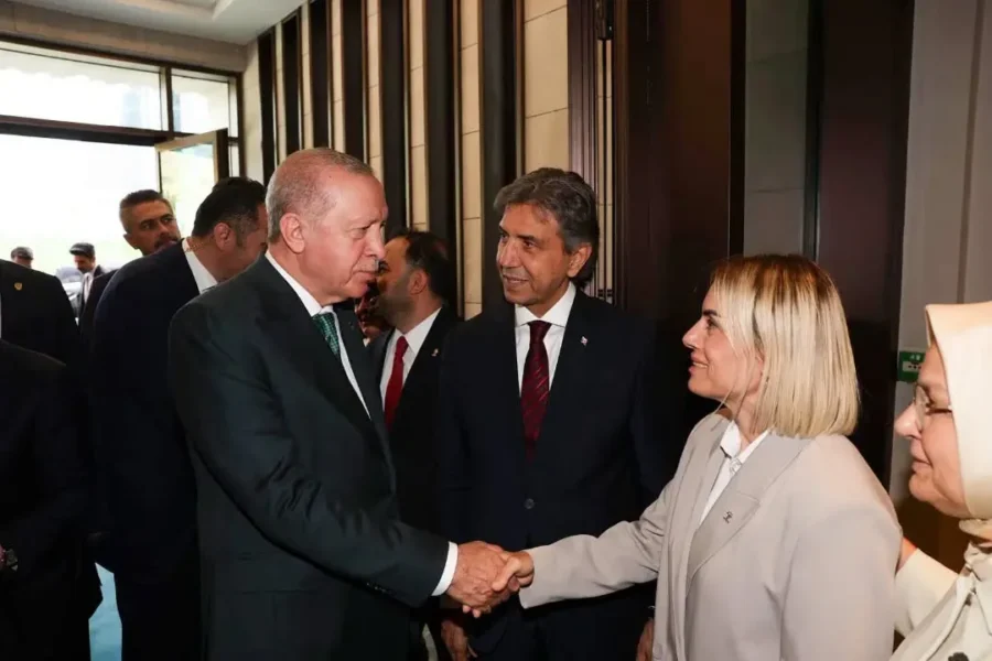 Akçakoca Belediye Başkan Vekili Ünal, Cumhurbaşkanı Erdoğan’la görüştü AK Parti Düzce Heyeti, Akçakoca Belediye Başkan Vekili Alev Ünal’la