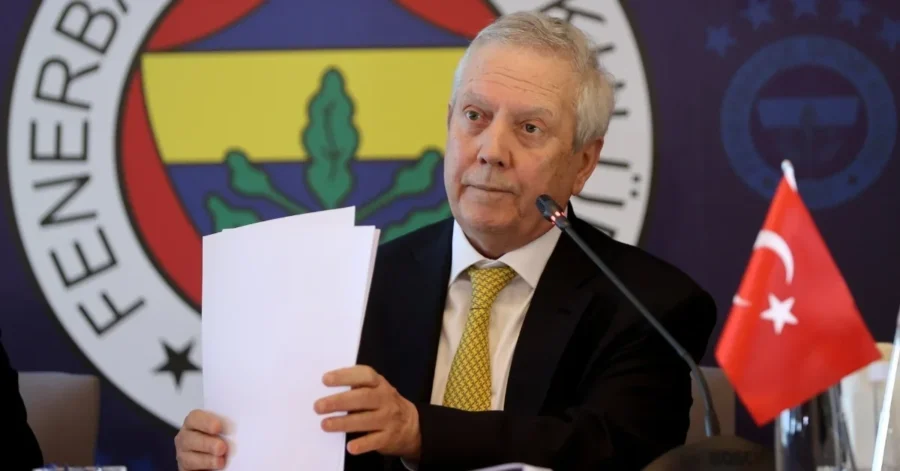 Aziz Yıldırım yeniden Fenerbahçe’nin başkanı oldu Fenerbahçe’de gerçekleştirilen olağanüstü seçimde resmî olmayan sonuçlara göre Aziz Yıldırım