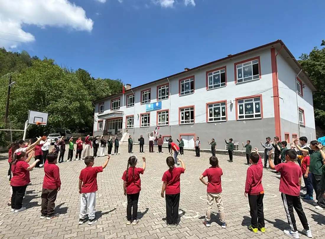 Kdz. Ereğli Belediyesi Oyuncak Müzesi’nin yürüttüğü Köy Okulları Sosyal Sorumluluk