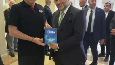 MÜSİAD Karadeniz Ereğli Şubesi tarafından düzenlenen söyleşi ve imza günü